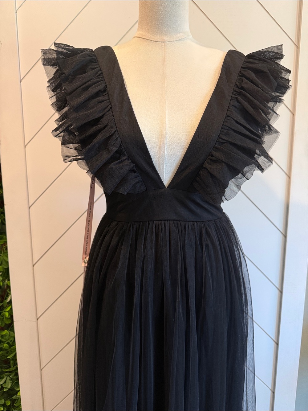NWT- Simply Delighted Black Mesh Ruffled Backless Maxi Dress - Picture 6 of 15